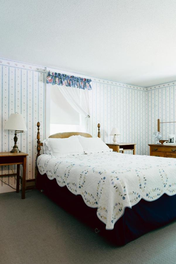 Carriage Barn Inn Keene Zewnętrze zdjęcie
